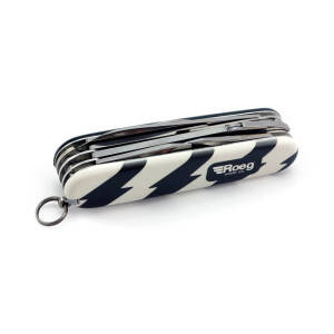 Roeg x Victorinox road knife.