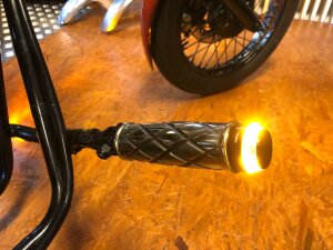 OFC-Fußrastenadapter mit Kabeldurchführung