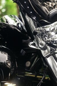 Bracket Tie Dn Flht Chr