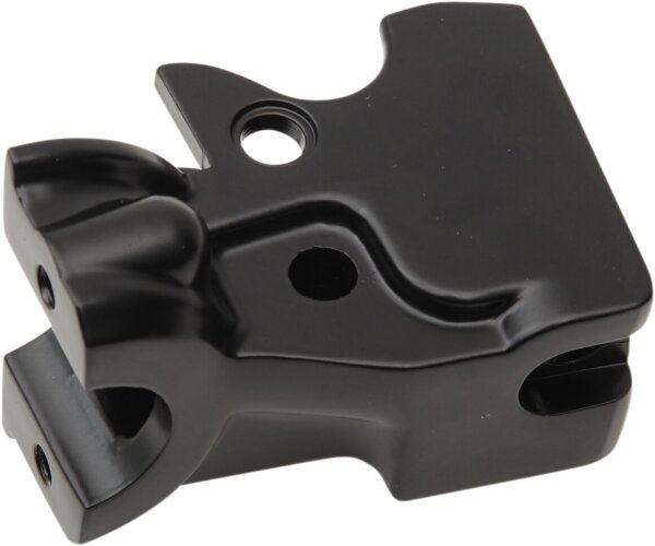 Bracket Clutch 04-13xl Bk