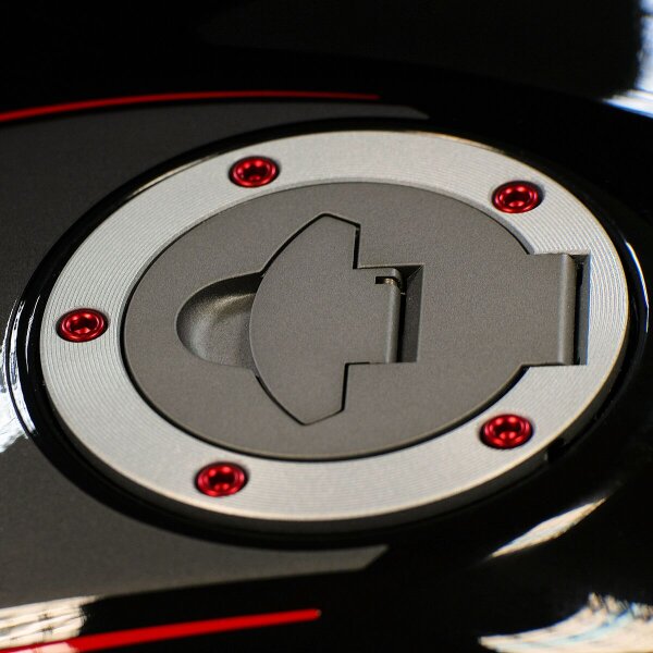 Bolt Kit Fuel Cap Red