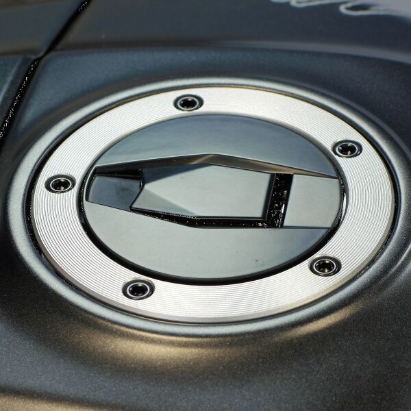 Bolt Kit Fuel Cap Black