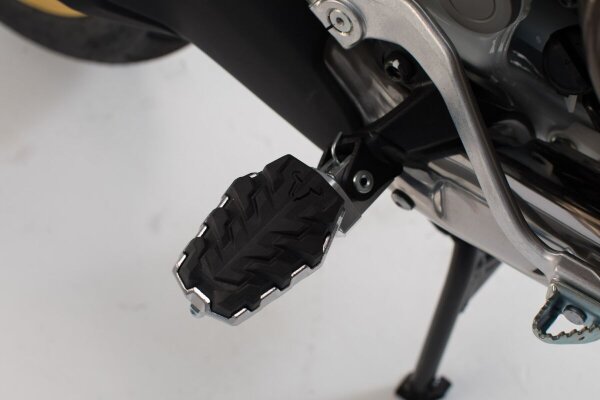 Evo Footpeg Kit V85tt