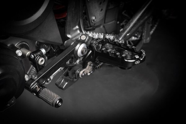Footrest Kit Tech-x Bk Uf35