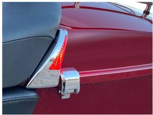 Light B-rest Flh Chr/red