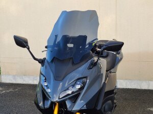 Wndshld Tour Tmax560 Smk