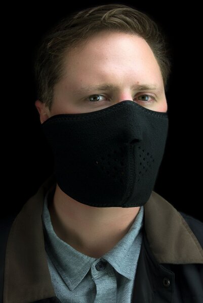 Half Mask Black