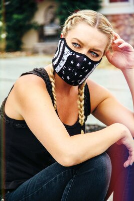 Half Mask Bk/wh Flag