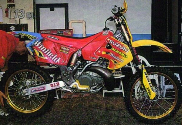 Graphic Kit Team Suz 99