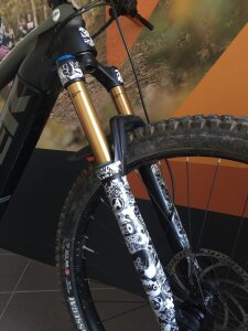 Fork Decal Wt Comic Mat