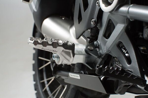 Footrest Kit Evo