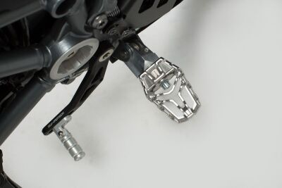 Footrest Kit Evo
