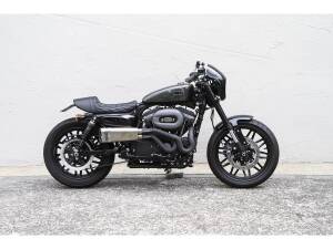 Diagonal Cafe Diamond Seat and Taillight Bracket Kit