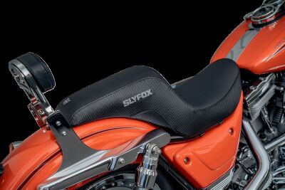Seat Slyfox Black Smooth Vinyl