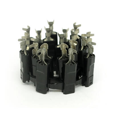 NAMZ, AMP .25" speaker terminals. Black | Lieferumfang: Nur ein Teil des abgebildeten Artikels.