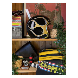 13 1/2 Skull bucket helmet flames gold Size S