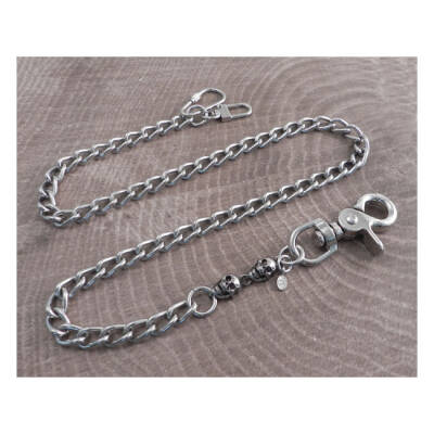 Amigaz Wallet chain with 2 skulls 25"