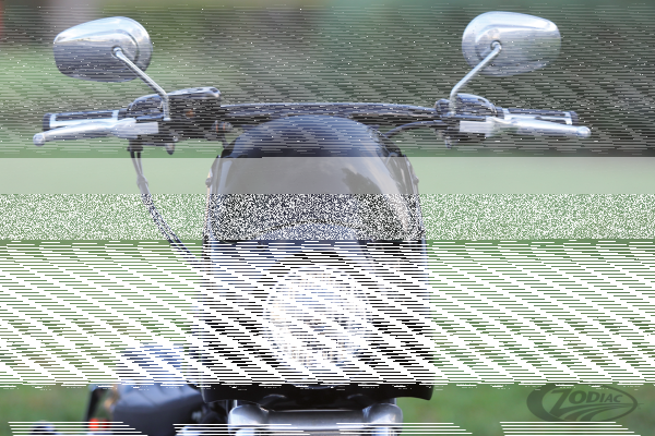 Burly Outlaw fairing 5-3/4" headlight (DE)