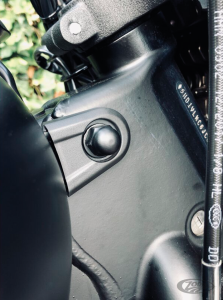 Fuel Tank mount kit Matt Blk ST18-Up (DE)