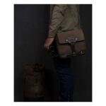 Trip Machine, Messenger bag. Tobacco brown