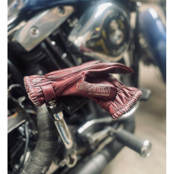 13 1/2 Loud Ride gloves burgundy Size M