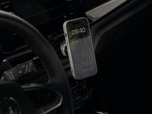 car.dokk Phone Bracket System with Inductive Charging Black