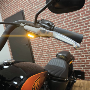 Kellermann Dash M Front Left ST18-Up (IT)