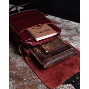 Tripmachine Thigh Bag cherry red
