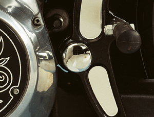 GZP Chrome pivot bolt covers ST84-99 (FR)