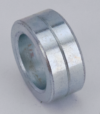 Axle spacer zinc plated # 41607-83 (FR)