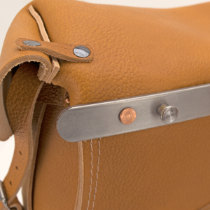 saddlebags army model w/mounting, pebble