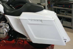Celtic Saddlebags FLH/T93-13 4" Stretch (FR)