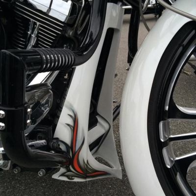 Celtic Chin Spoiler oil cooler raked (FR)