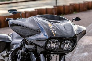 HD Pro fairing with mounting brackets FL (FR)