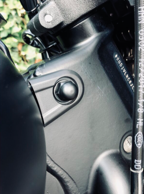Fuel Tank mount kit Matt Blk ST18-Up (FR)