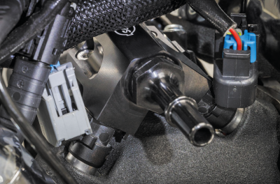 S&S Billet fuel rail kit Touring ME17-UP (FR)