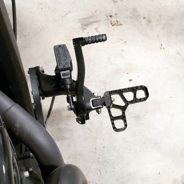JM DR Heel Pegs Serr. Blk Scout15-Up (ES)