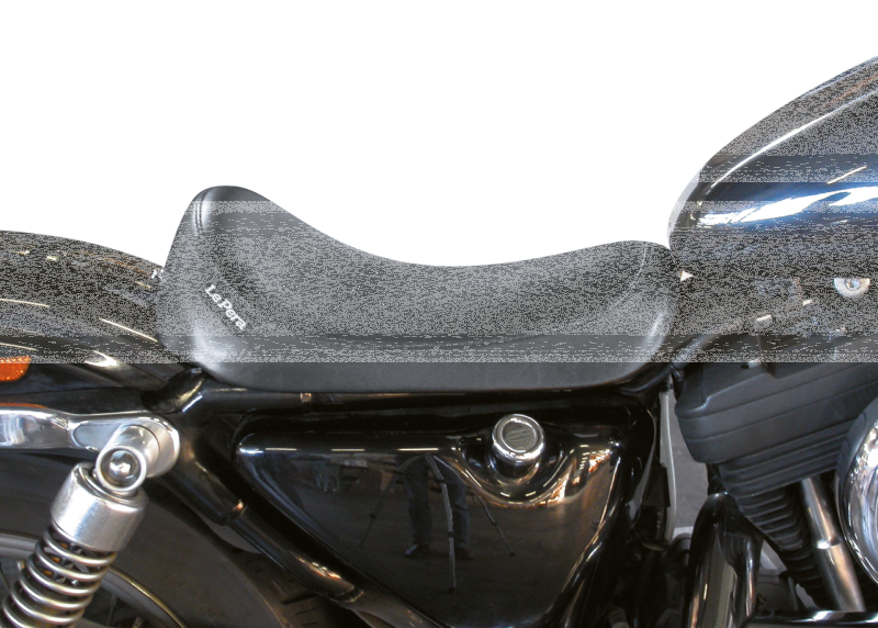 Smooth silhouette solo seat XL82-03 (GB)