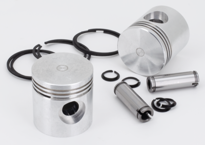 Pistons w/Hasting rings 45CI STD, pair (GB)
