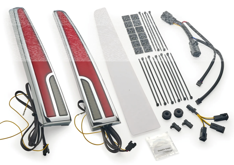 Chrome Calade Tail Lights Red Tri09-Up (GB)