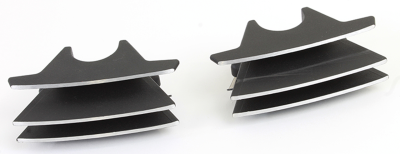 Blk finned sparkplug cover ME17-up (GB)