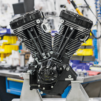 S&S V124 engine black ed no carb/nog ign (GB)