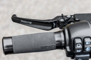 Classic Levers Black FLH/T24-Up (ES)