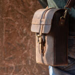 Tripmachine Moto Sling bag mocha