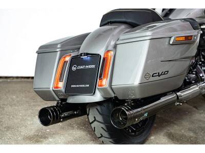 Mid-Mount License Plate Base Plate Kit Germany 180 x 200 mm Black Cut