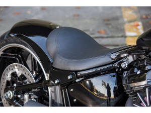 260 Tire Rear Fender Kit for M8 Softail With cover for closing gap between seat and tank