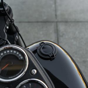 Bar Gas Cap Vented Black HD97-Up (ES)