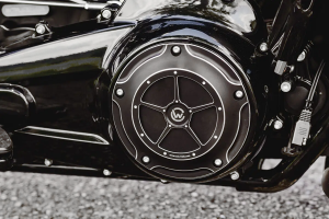 Derby Cover Black FLH/T18-Up