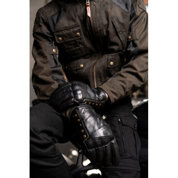 By City Thunder gloves black Size 2XL
