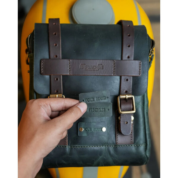 Trip Machine, tank and tail bag. 4.4 liter. Forest Green